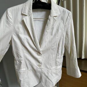 Elle Tahari White Summer Jacket